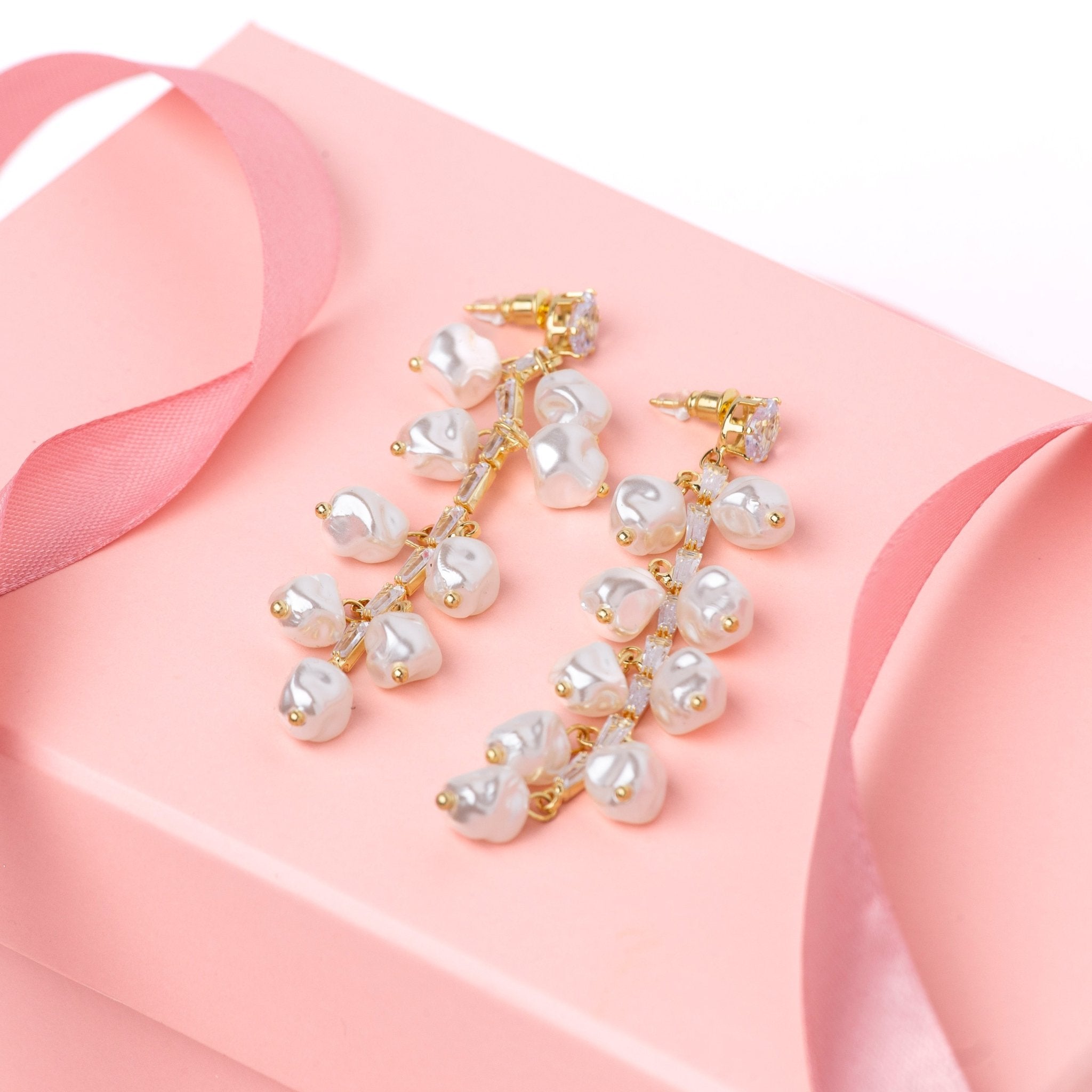 Orecchini pendenti con pietre. - TreemmeCreazioni