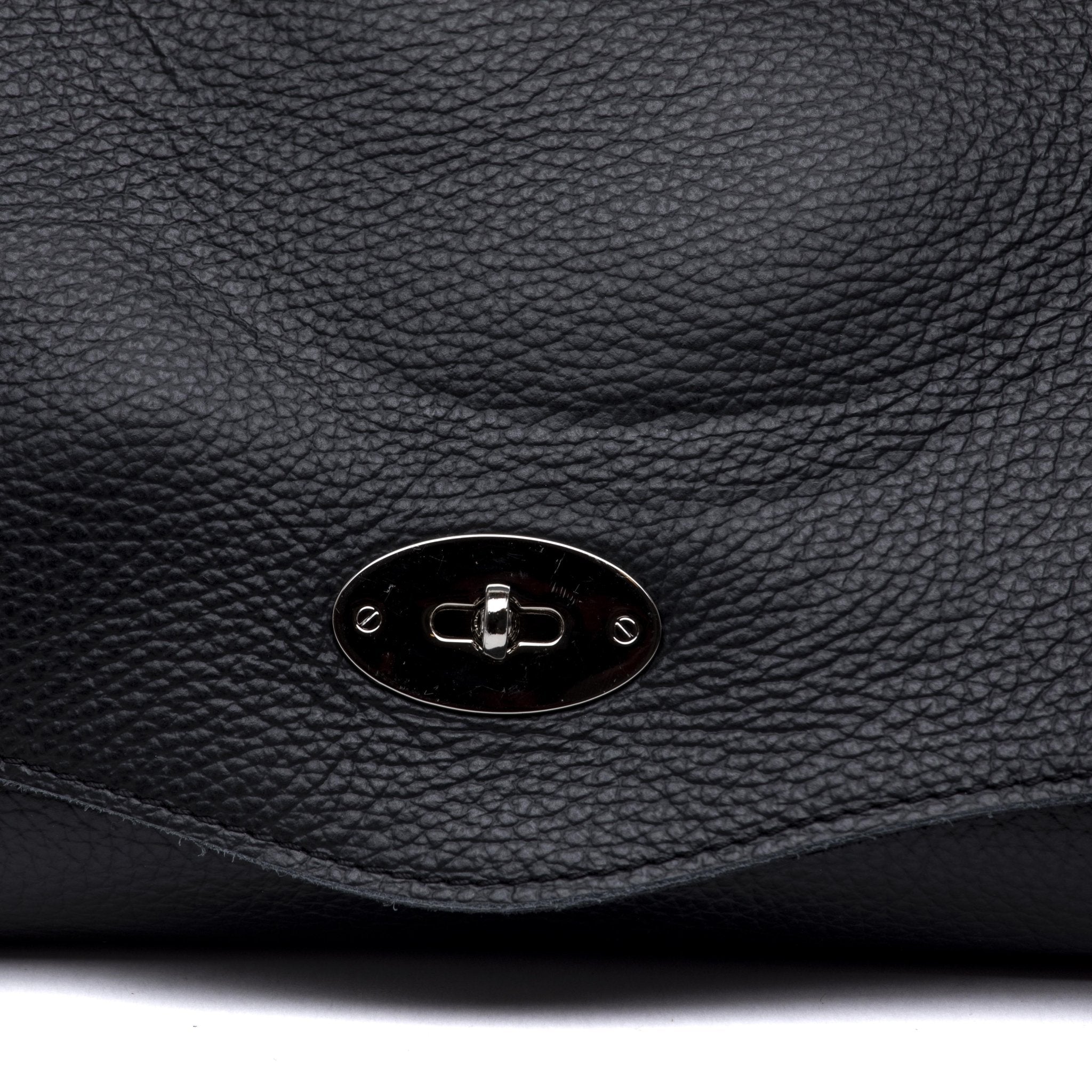 Shopper modello postina in pelle nera. - TreemmeCreazioni