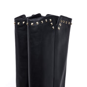 Stivale in vitello nero borchiato. - TreemmeCreazioni