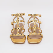 Sandalo basso con borchie. - TreemmeCreazioni