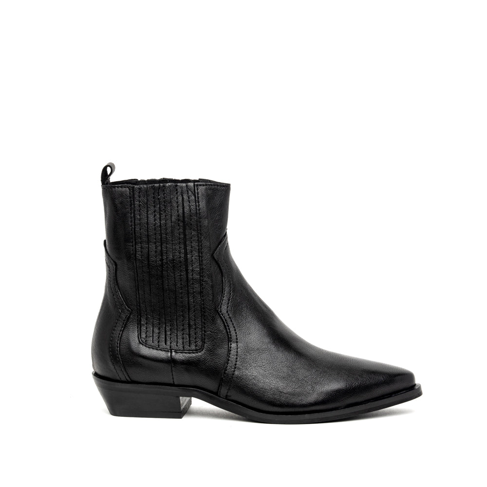 Stivaletto texano nero con elastici.