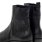 Stivaletto texano nero con elastici.