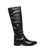 Stivale cavallerizzo in nappa con gambale elasticizzato.