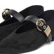 Ballerina a punta in camoscio nero con fibbia