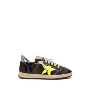 Sneakers in cavallino militare con stella