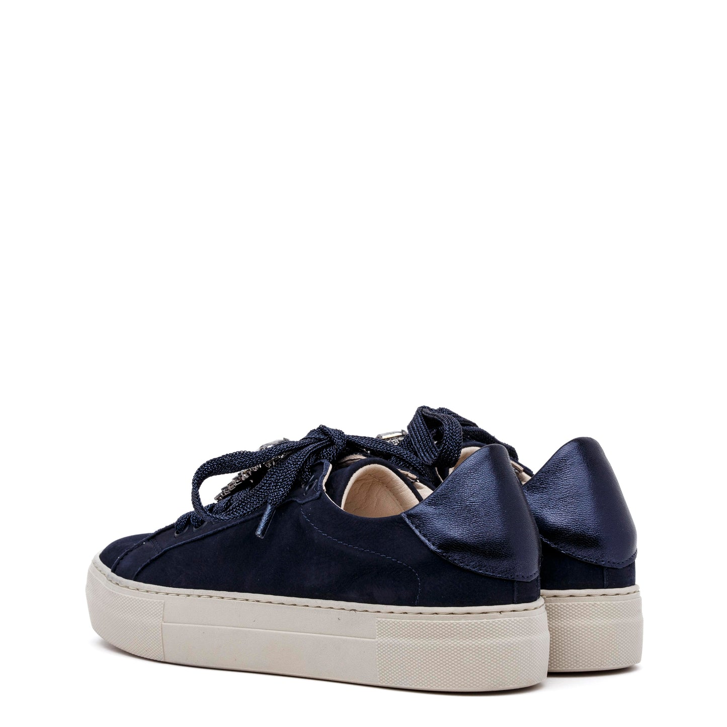 Sneakers in nabuk blu con accessorio.