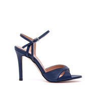 Sandalo con tacco in pelle blu.