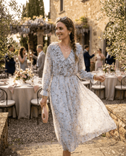 Abito lungo elegante in fantasia floreale. - TreemmeCreazioni