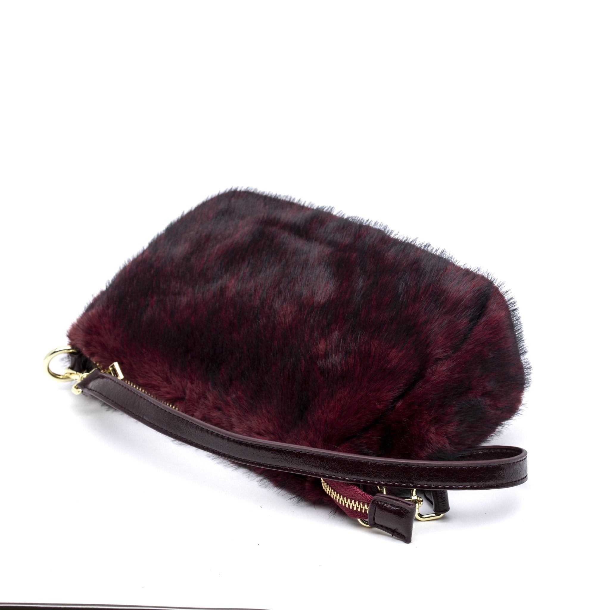 Borsa a mano in eco pelliccia bordeaux. - TreemmeCreazioni