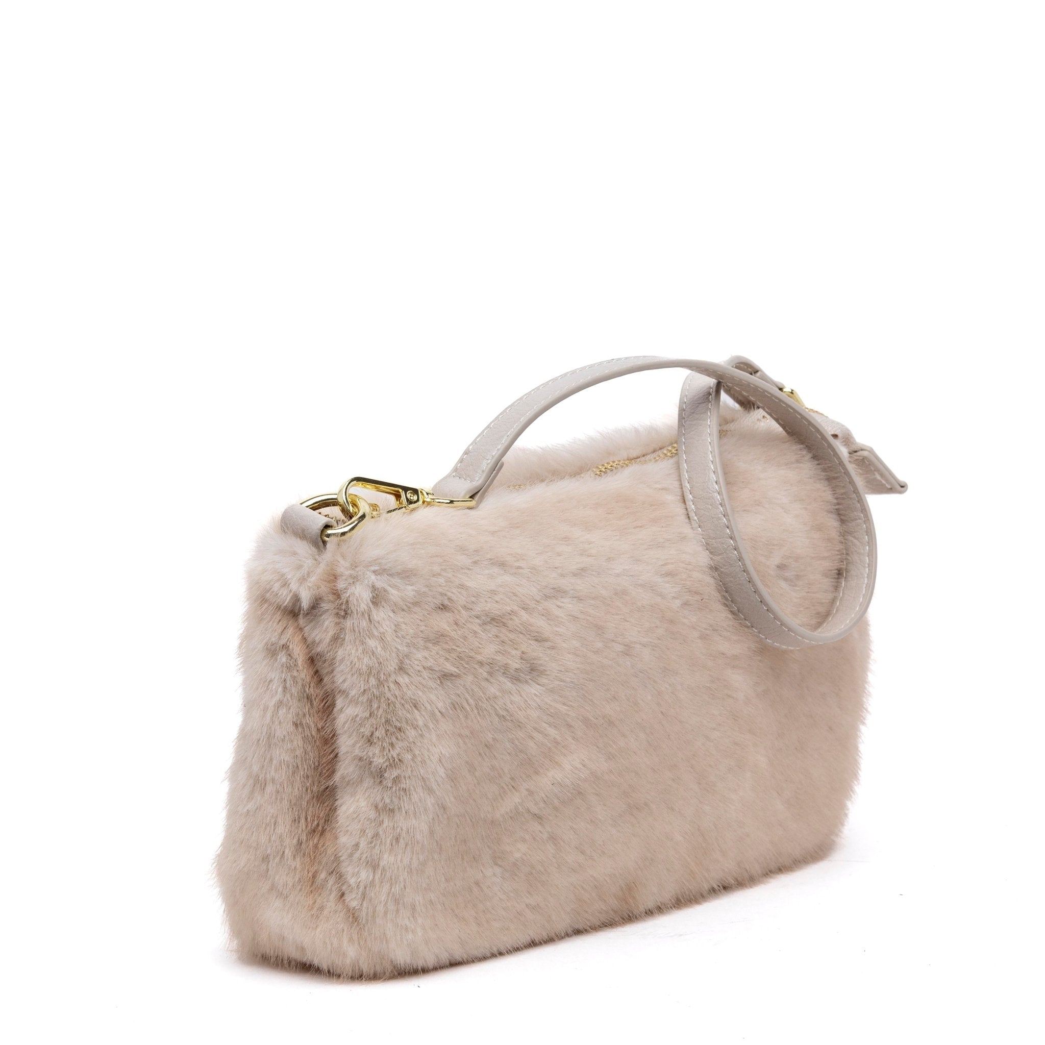 Borsa a mano in eco pelliccia burro. - TreemmeCreazioni