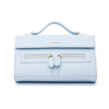 Borsa a mano in ecopelle azzurra.