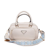 Borsa sportiva a bauletto.