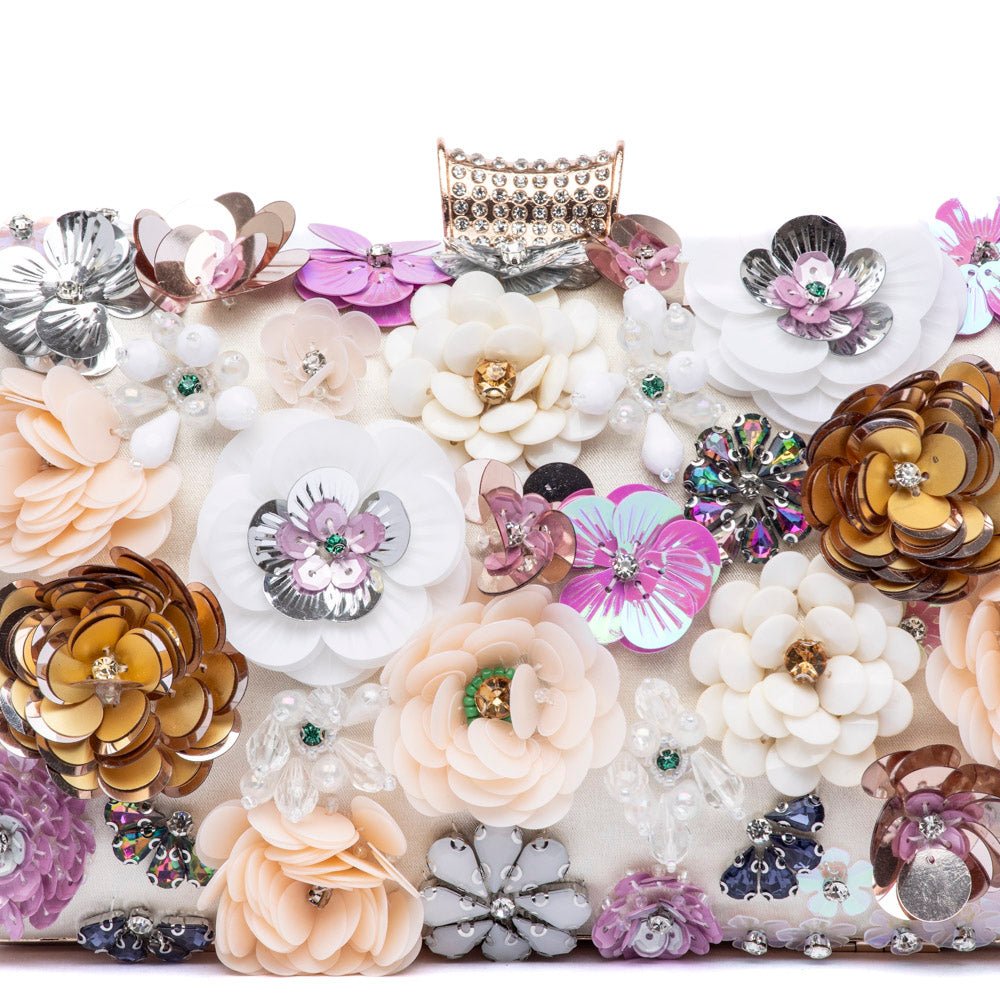 Clutch in raso burro con applicazioni - TreemmeCreazioni