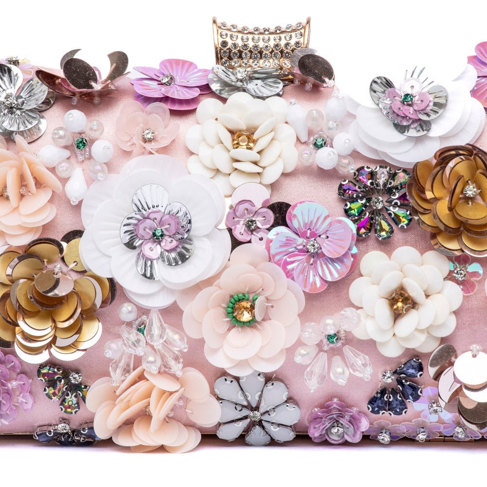 Clutch in raso rosa con applicazioni - TreemmeCreazioni