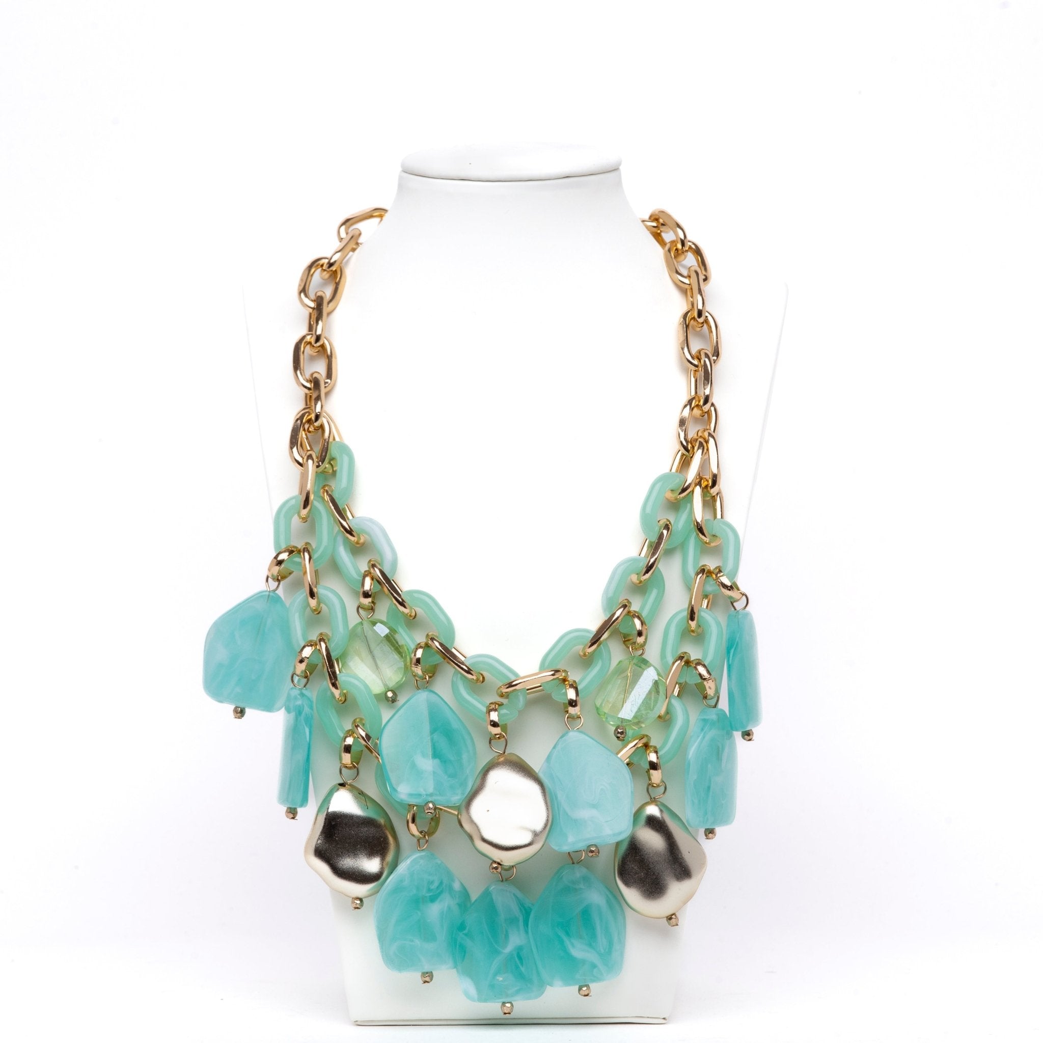 Collana con pietre colorate verde acqua. - TreemmeCreazioni
