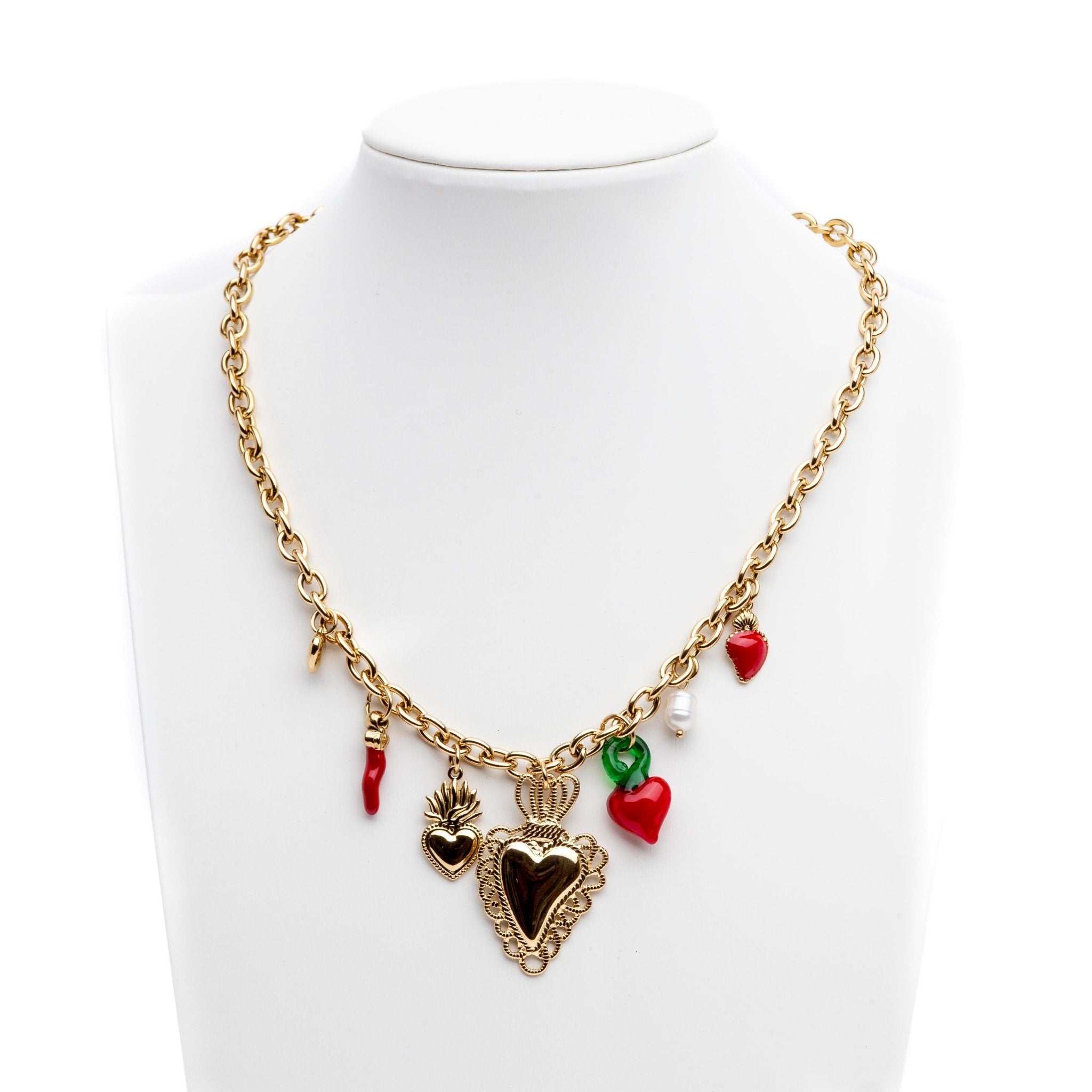 Collana effetto oro con charms. - TreemmeCreazioni