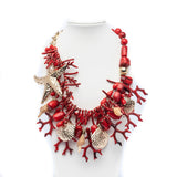 Collana estiva con coralli.