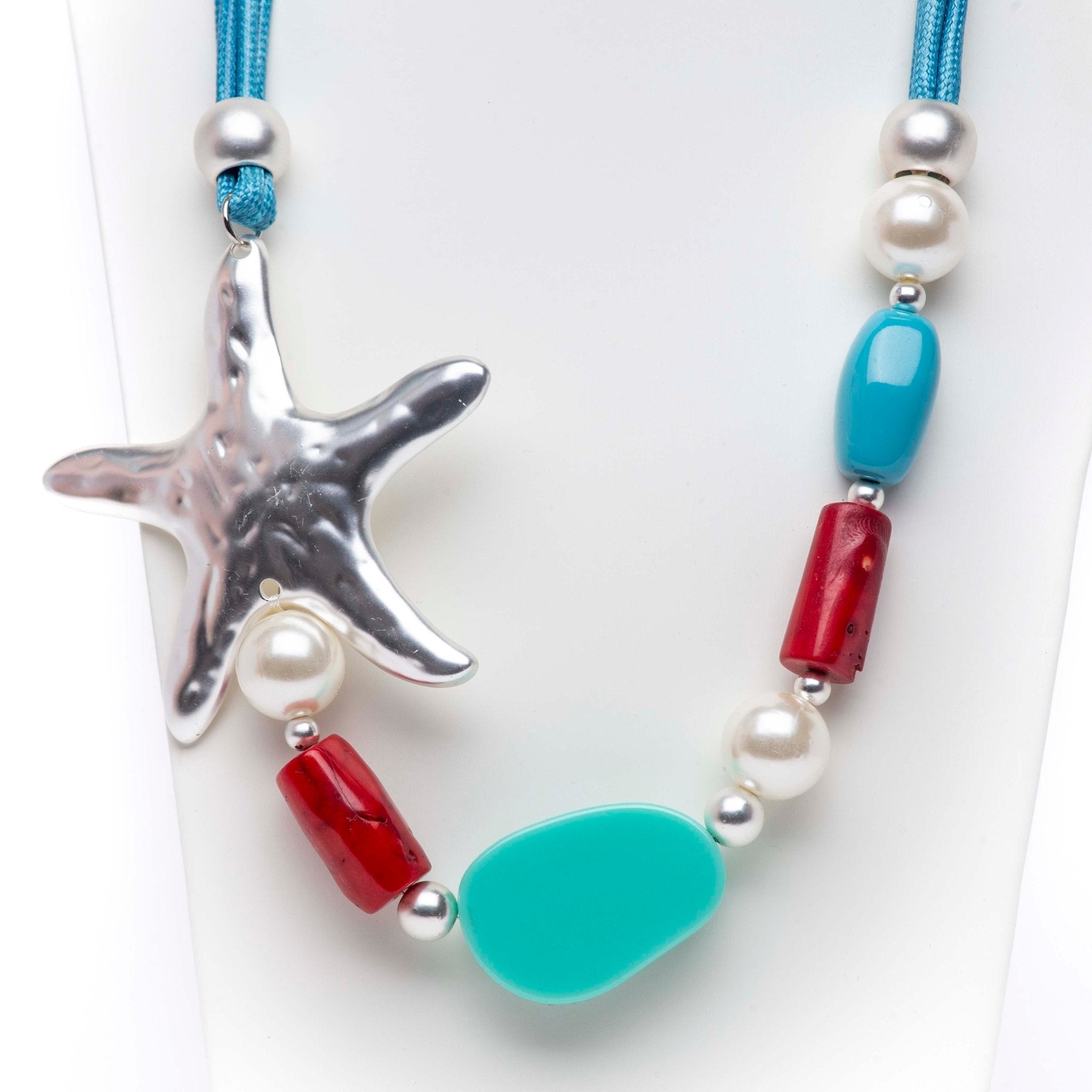Collana lunga marina con applicazioni. - TreemmeCreazioni