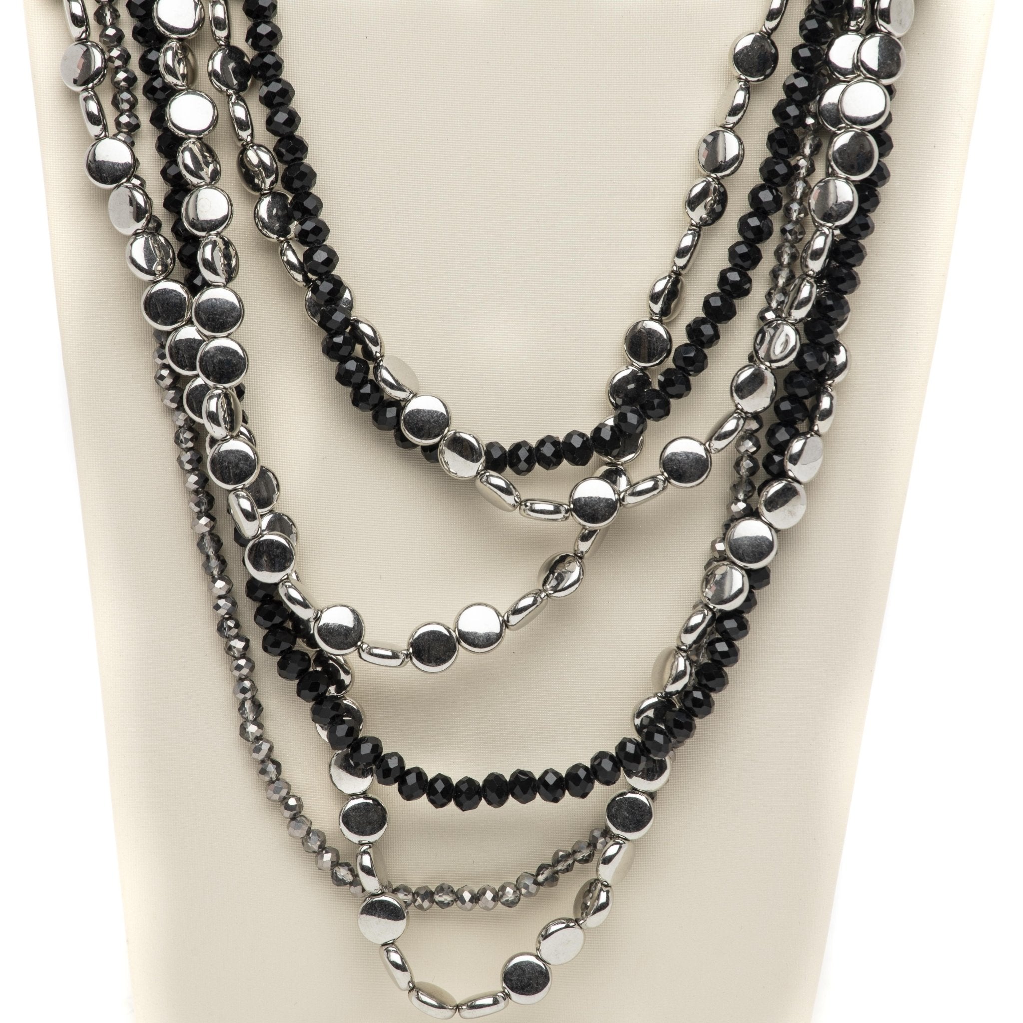 Collana multistrati argento e nero. - TreemmeCreazioni