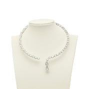 Collana rigida con cristalli e pendente a goccia. - TreemmeCreazioni