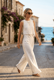 Completo blusa e pantalone in pizzo bianco. - TreemmeCreazioni