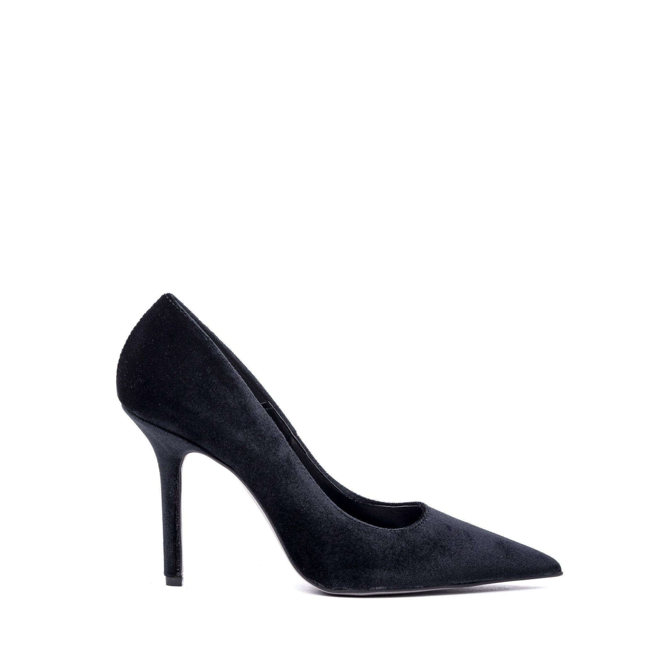 Décolleté in velluto nero con tacco. - TreemmeCreazioni