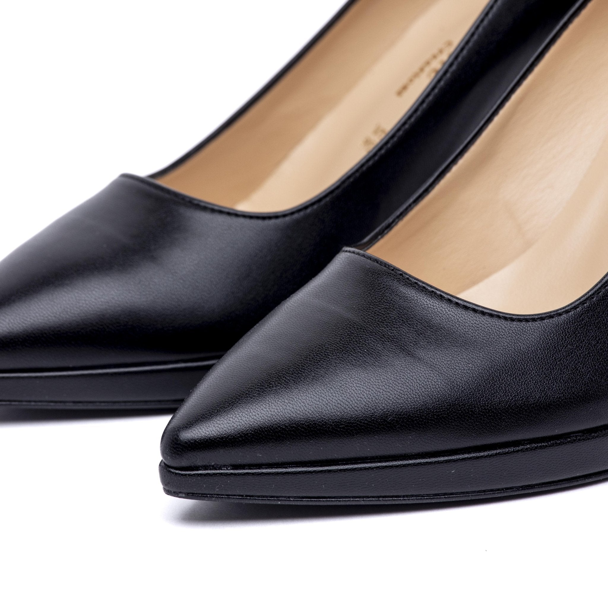 Décolleté nero con plateau. - TreemmeCreazioni