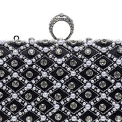 Elegante clutch in raso nero e strass. - TreemmeCreazioni