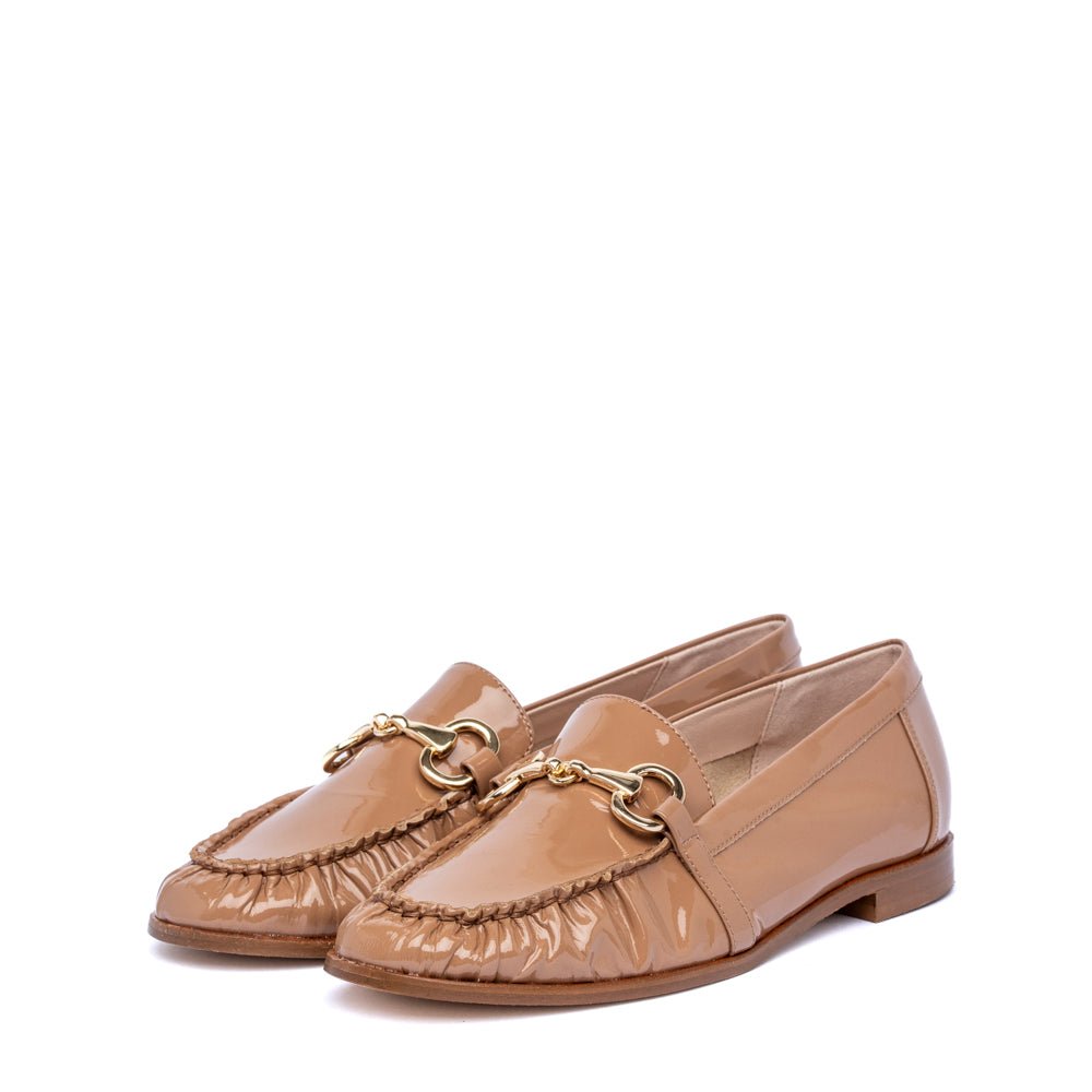 Mocassino in pelle verniciata caramello - TreemmeCreazioni