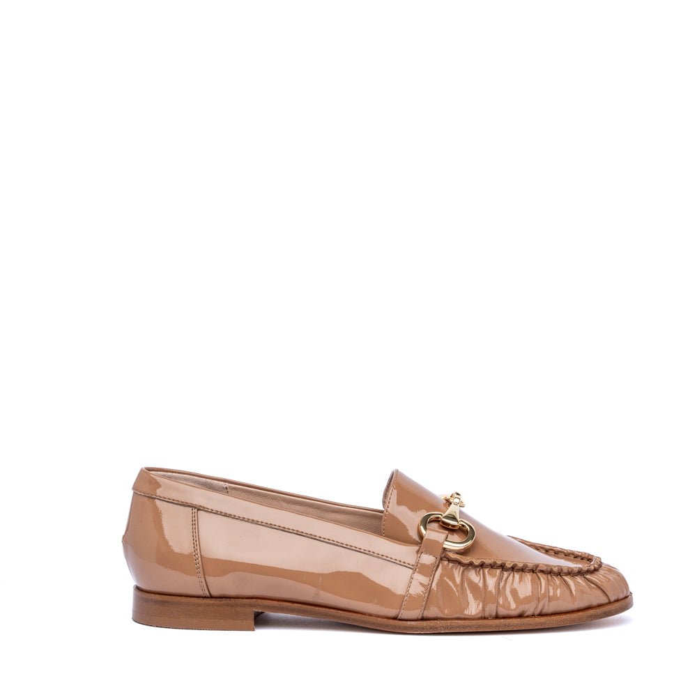 Mocassino in pelle verniciata caramello - TreemmeCreazioni