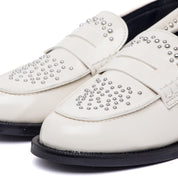 Mocassino in spazzolato burro con borchie. - TreemmeCreazioni