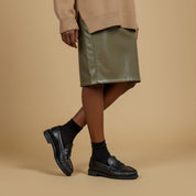 Mocassino in vitello nero con lavorazione a pinza. - TreemmeCreazioni