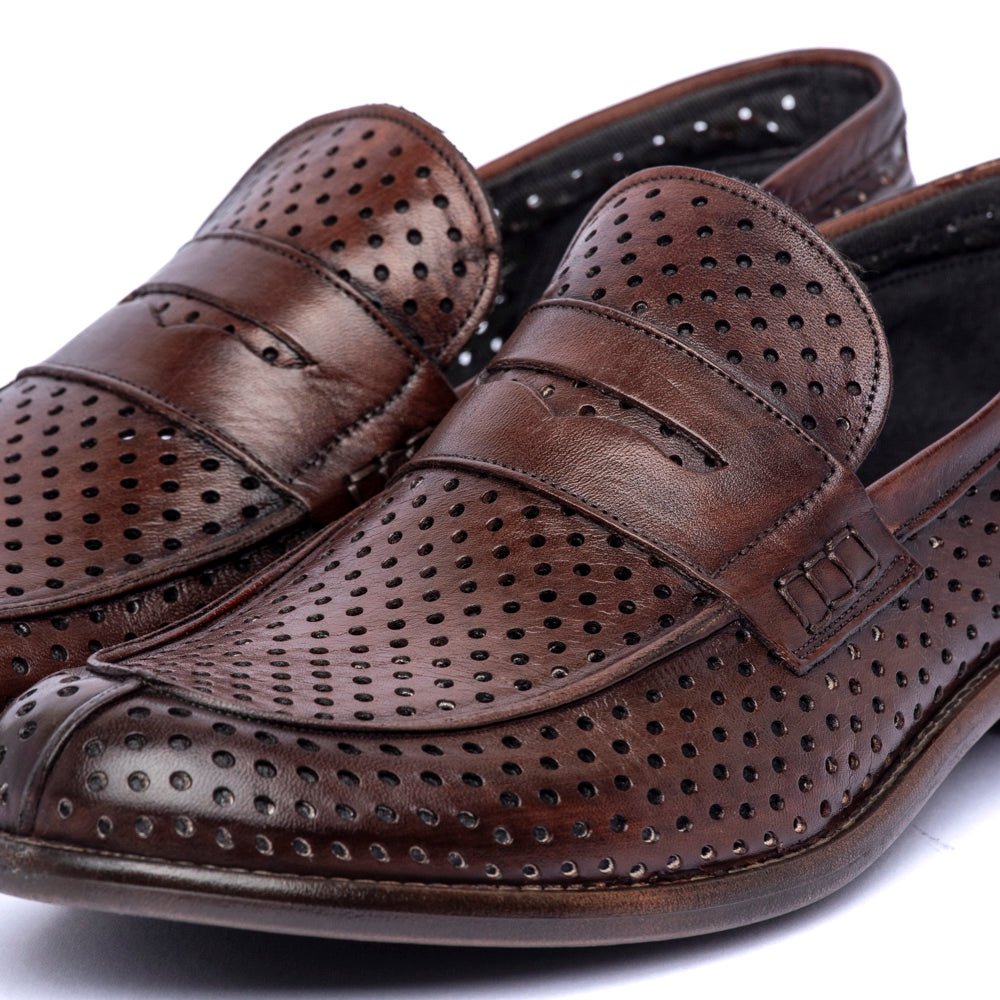 Mocassino uomo in pelle traforata marrone - TreemmeCreazioni