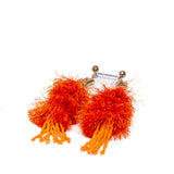 Orecchini arancio in tessuto e perline.
