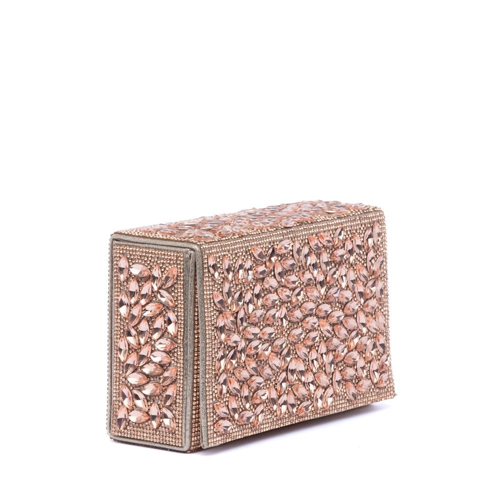 Pochette a mano rigida rosa con applicazioni - TreemmeCreazioni