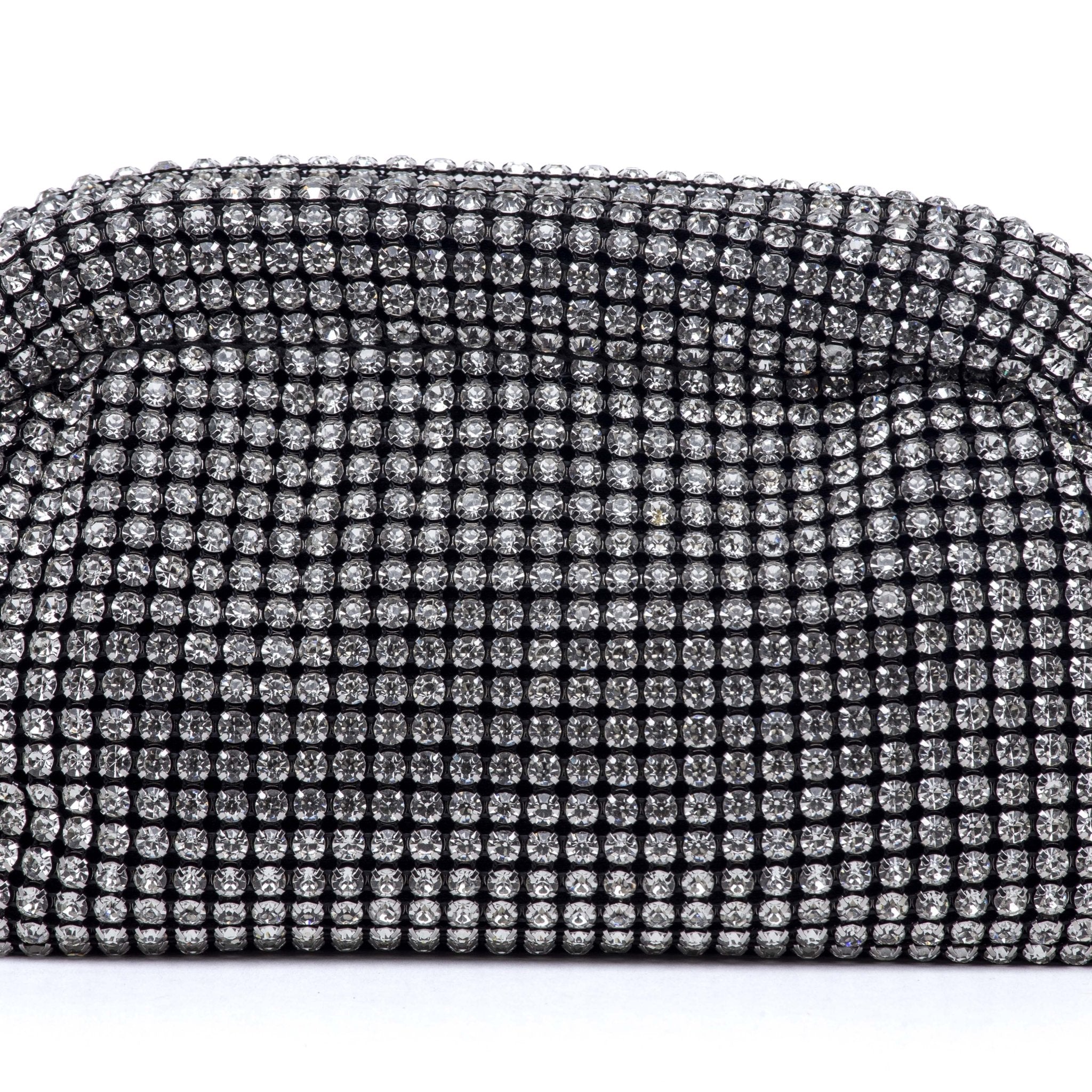Pochette elegante con cristalli. - TreemmeCreazioni