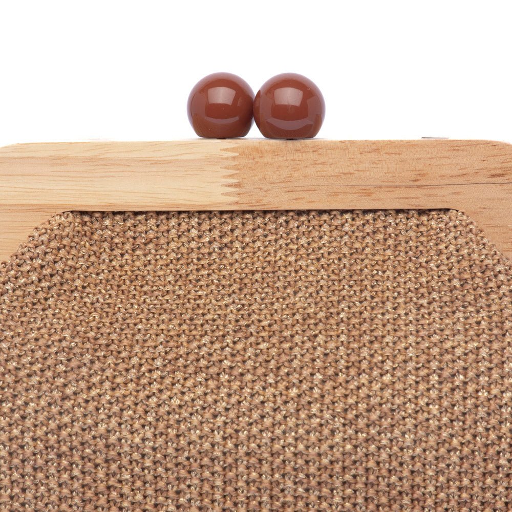 Pochette pasticcino in rafia con chiusura in legno. - TreemmeCreazioni
