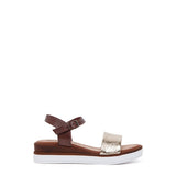 Sandalo in nappa laminata platino.