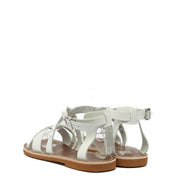 Sandalo in pelle bianco con borchie - TreemmeCreazioni