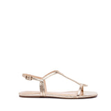 Sandalo minimal in pelle laminata.