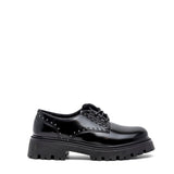 Scarpa stringata in abrasivato bost nero.