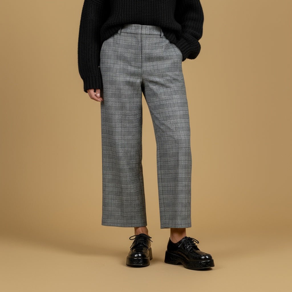 Scarpa stringata in abrasivato bost nero. - TreemmeCreazioni