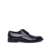 Scarpa uomo elegante in vitello blu lucidato