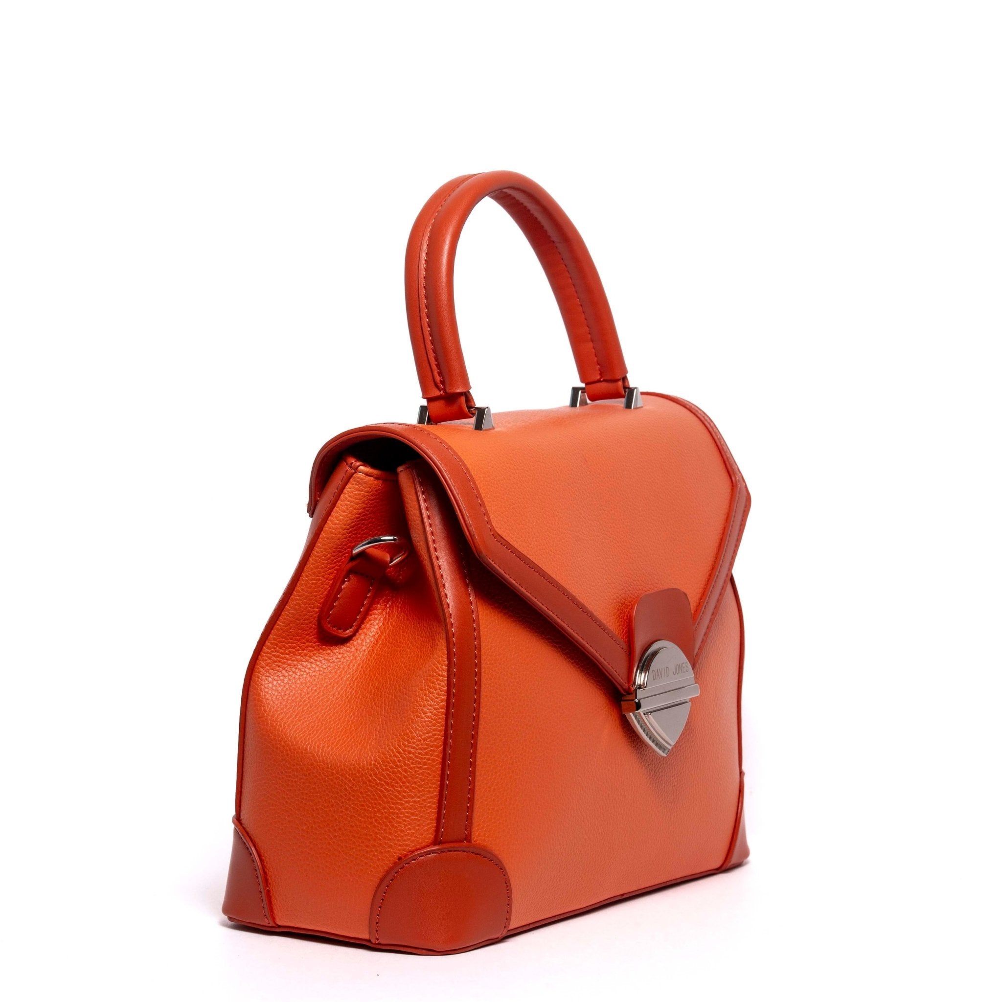 Shopper a mano in ecopelle arancio. - TreemmeCreazioni