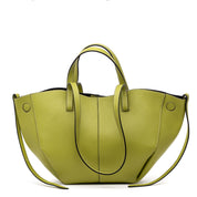 Shopper a mano tulipano in pelle verde. - TreemmeCreazioni
