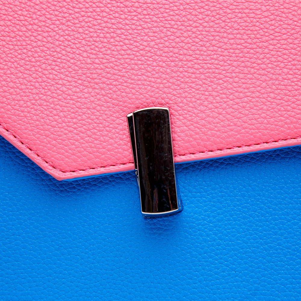 Shopper con forma squadrata azzurra rosa. - TreemmeCreazioni