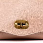 Shopper modello postina in pelle cipria. - TreemmeCreazioni