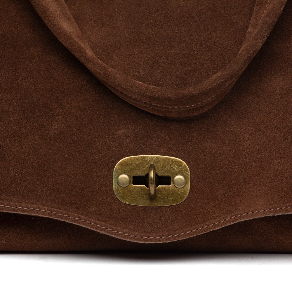 Shopper modello postina in pelle scamosciata cioccolato. - TreemmeCreazioni