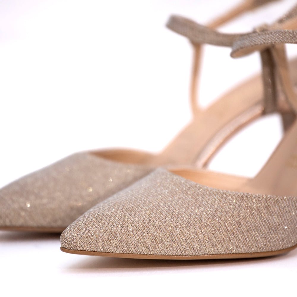 Slingback in gagliardo nude con cinturino. - TreemmeCreazioni