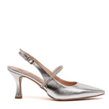 Slingback in laminato argento e strass.